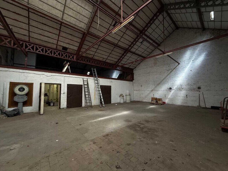 Flex in Lille for sale - Building Photo - Image 3 of 6