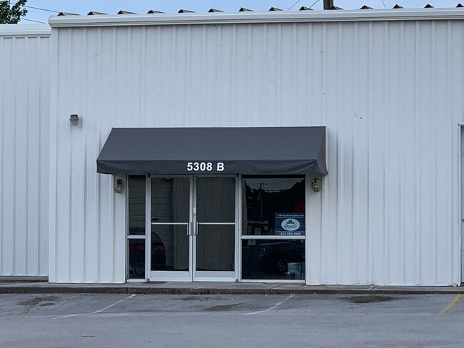 Plus de détails pour 5308 N Middlebrook Pike, Knoxville, TN - Local d'activités à louer
