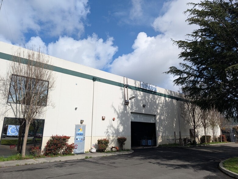 795 Sandoval Way, Hayward, CA for lease - Building Photo - Image 3 of 19