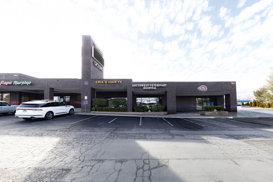 960 W Moana Ln, Reno, NV for sale - Building Photo - Image 3 of 5
