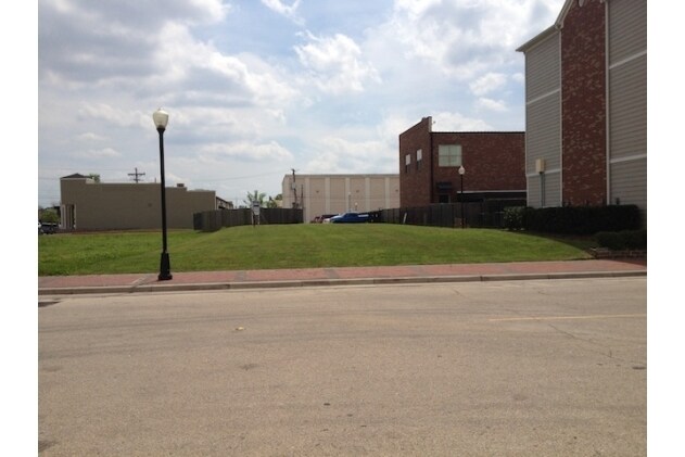 790 Neches, Beaumont, TX à louer - Autre - Image 2 de 7