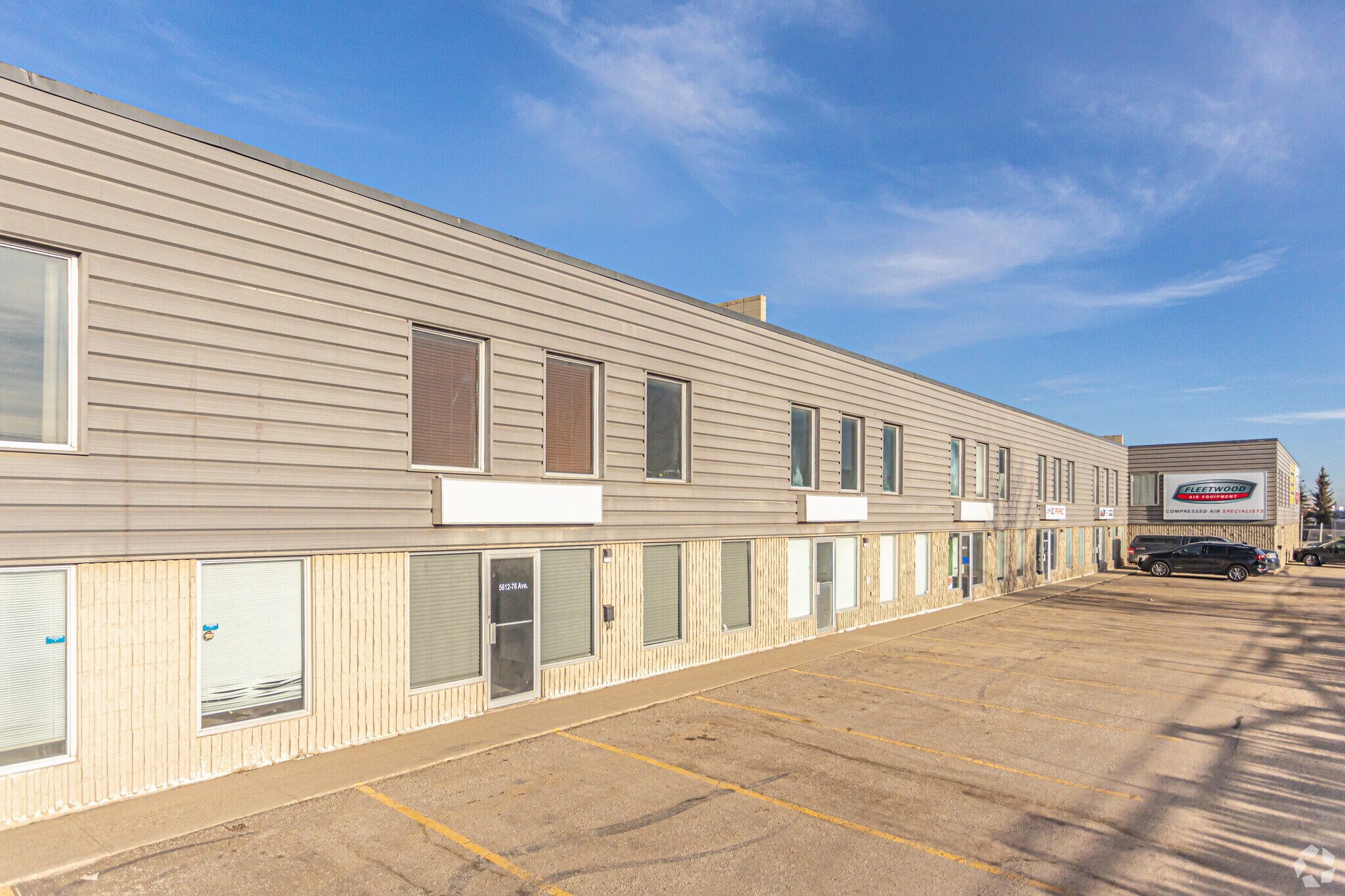 5604-5618 76 Ave NW, Edmonton, AB for lease Primary Photo- Image 1 of 12
