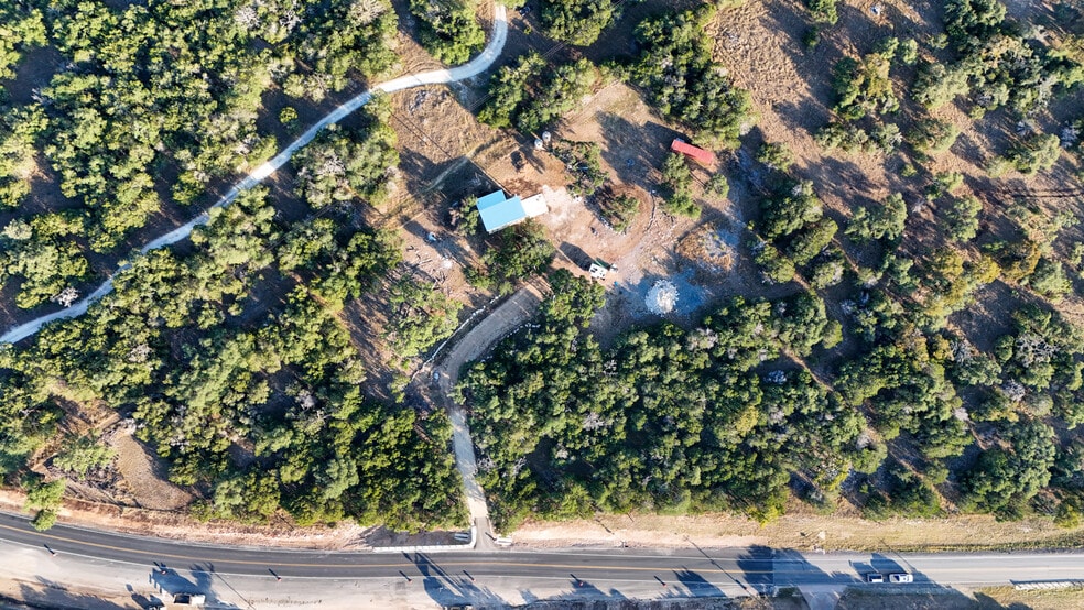 5154 Old Kyle Rd, Wimberley, TX à vendre - Photo du bâtiment - Image 3 de 8