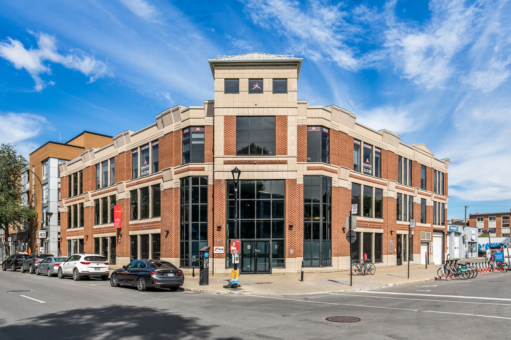 25 Av Mozart E, Montréal, QC for lease Building Photo- Image 1 of 11