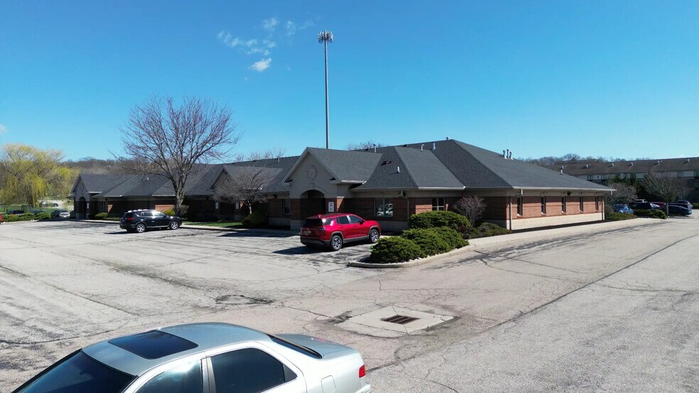 5900 West Chester Rd, West Chester, OH à louer - Photo du bâtiment - Image 2 de 28