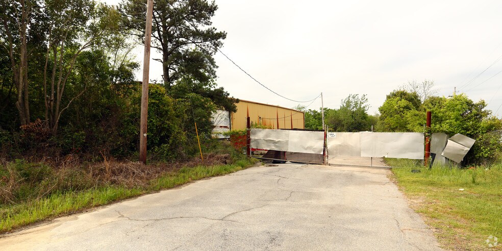 700 Granby Ln, Columbia, SC à louer - Photo du bâtiment - Image 3 de 8