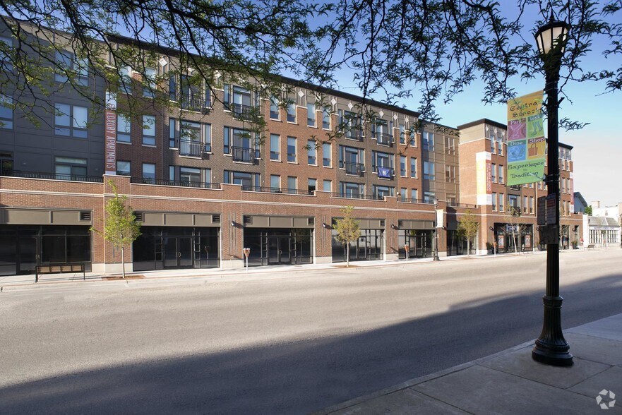 1720 Central St, Evanston, IL for lease - Building Photo - Image 2 of 69