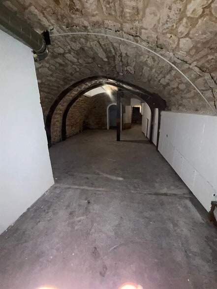 Commerce de détail dans Paris à vendre - Photo intérieure - Image 2 de 4