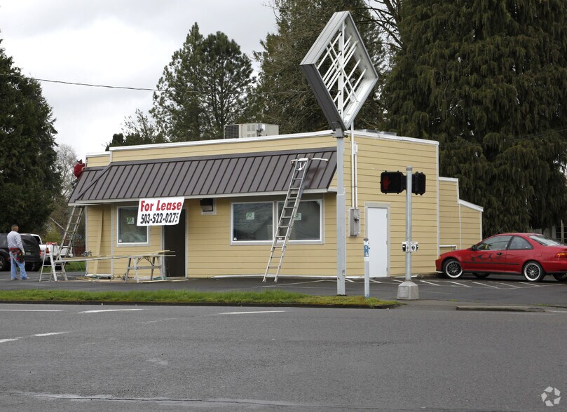 2635 Pacific Ave, Forest Grove, OR for sale - Primary Photo - Image 1 of 2