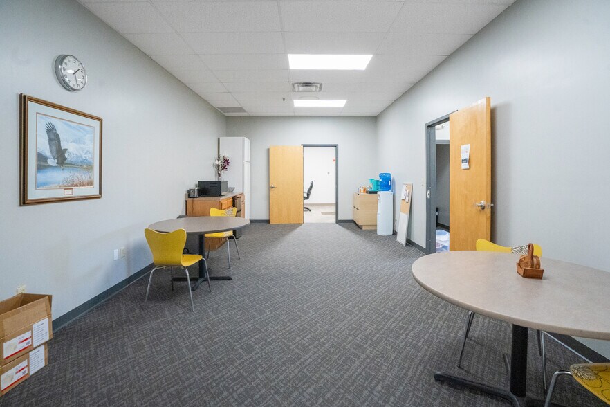 956 Turnpike St, Canton, MA à louer - Photo intérieure - Image 2 de 10