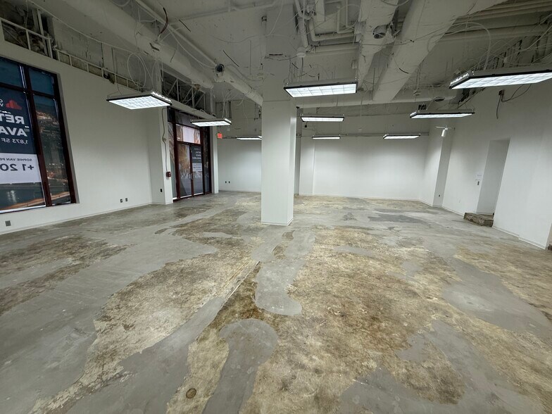 900 17th St NW, Washington, DC à louer - Photo du bâtiment - Image 3 de 17