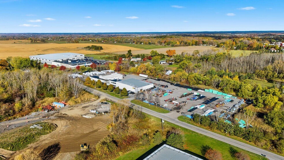 6800 W Henrietta Rd, Rush, NY à vendre - Photo du bâtiment - Image 3 de 14