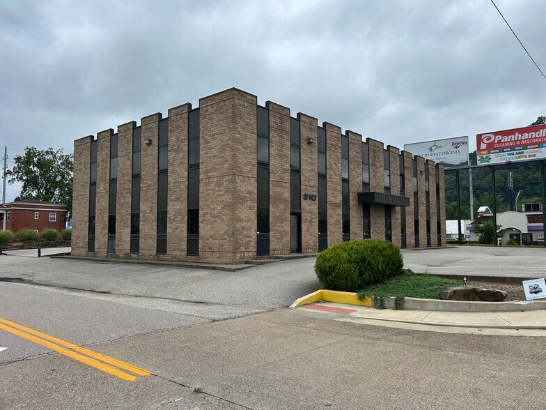 310 35th St SE, Charleston, WV à vendre - Photo du bâtiment - Image 1 de 19