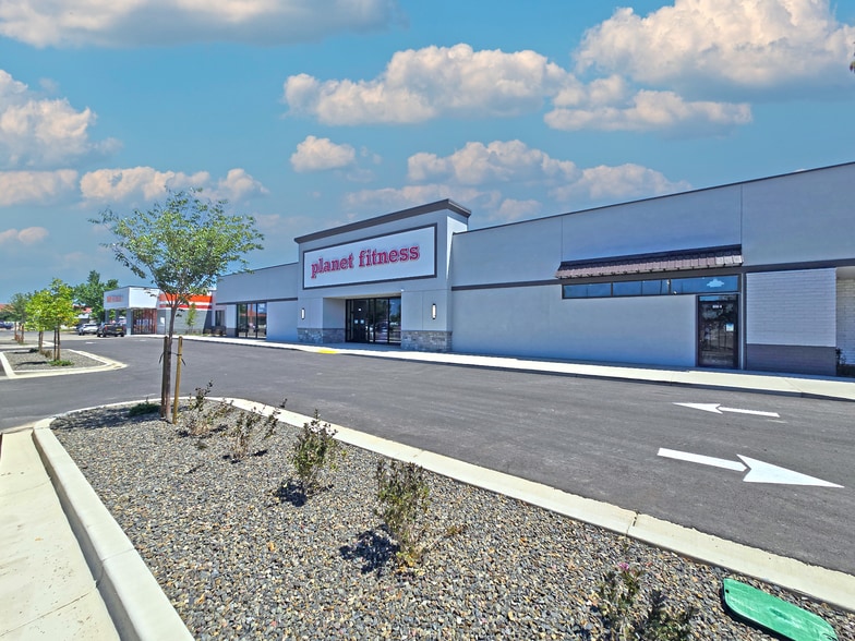 1600 N Main St, Meridian, ID for lease - Building Photo - Image 2 of 29
