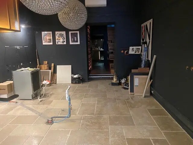 Commerce de détail dans Aix-en-Provence à louer - Photo intérieure - Image 2 de 9