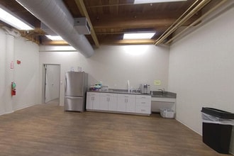 1-86 High St, North Andover, MA for lease Interior Photo- Image 2 of 3