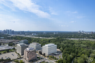 240 Duncan Mill Rd, Toronto, ON - Aérien  Vue de la carte