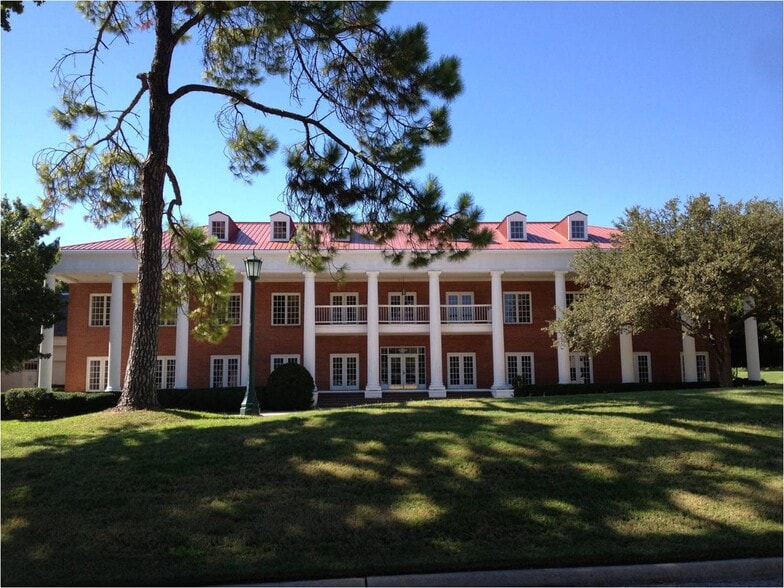 580 Decker Dr, Irving, TX for lease - Primary Photo - Image 1 of 6