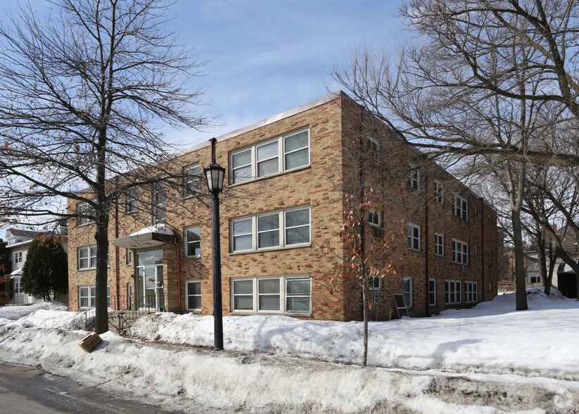 1910 Colfax Ave S, Minneapolis, MN for sale - Building Photo - Image 3 of 3