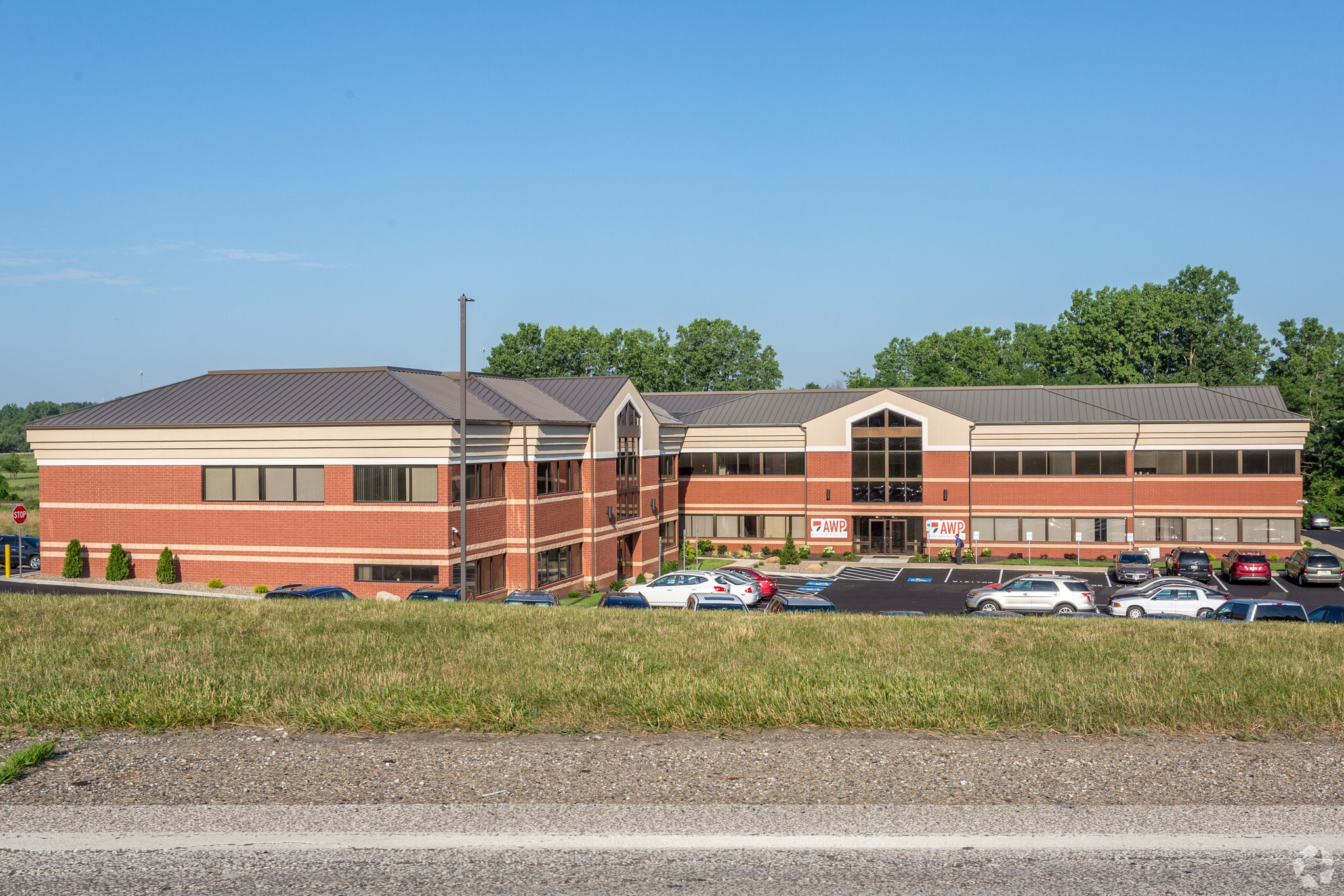 4244 Mt. Pleasant St NW, North Canton, OH for sale Primary Photo- Image 1 of 1