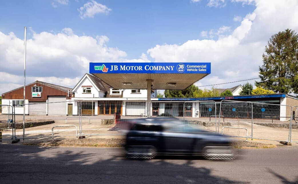 Salisbury Rd, Ringwood for lease Building Photo- Image 1 of 11