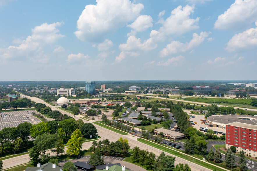 27680 Franklin Rd, Southfield, MI for sale - Aerial - Image 3 of 7