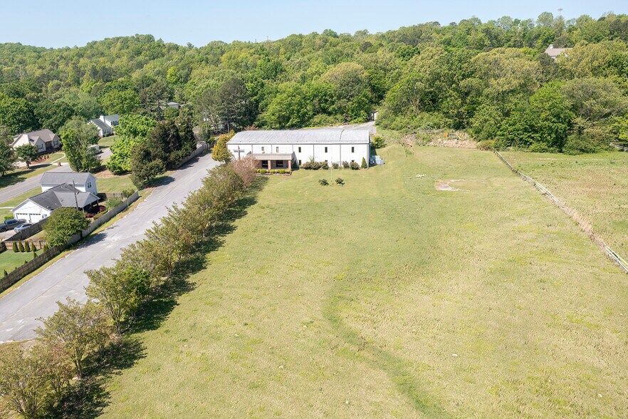 419 Phillipians Blvd, Pelham, AL for sale - Building Photo - Image 2 of 30