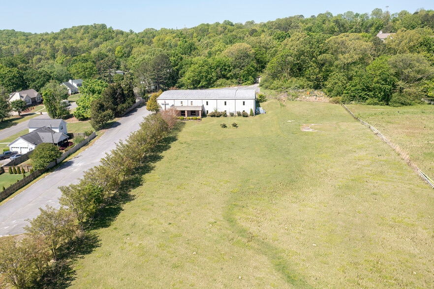 419 Phillipians Blvd, Pelham, AL à vendre - Photo du bâtiment - Image 2 de 30