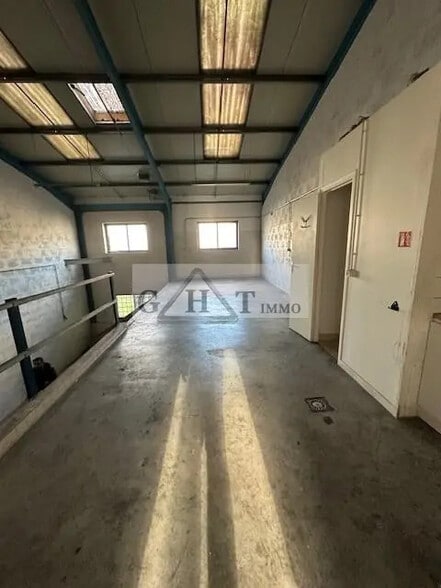 Industrial in Lisses for lease - Interior Photo - Image 3 of 8