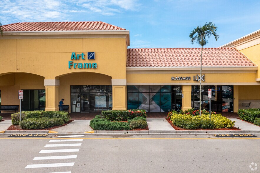 2420-2500 Vanderbilt Beach Rd, Naples, FL à louer - Photo du bâtiment - Image 3 de 20