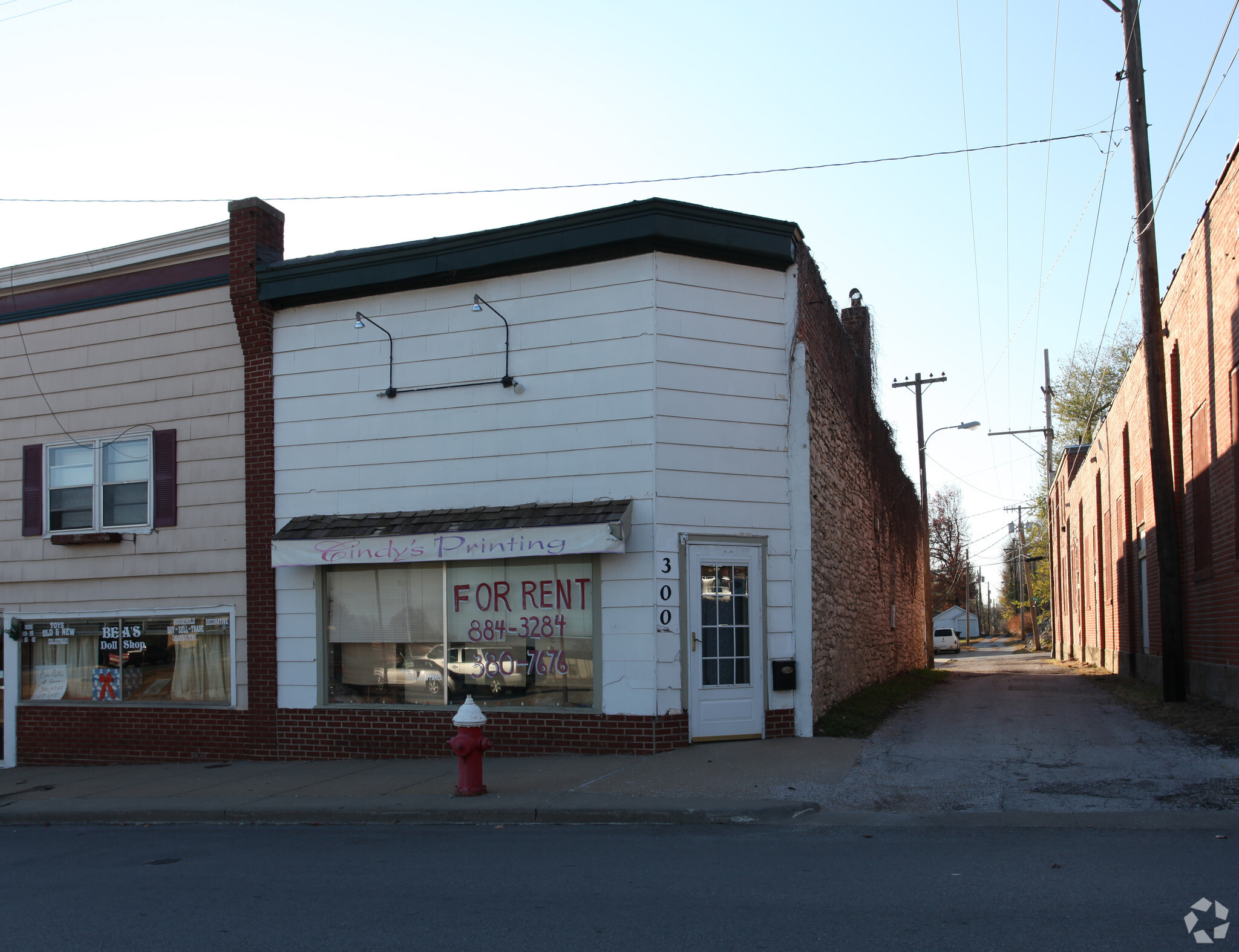 300 S Independence St, Harrisonville, MO à vendre Photo principale- Image 1 de 1