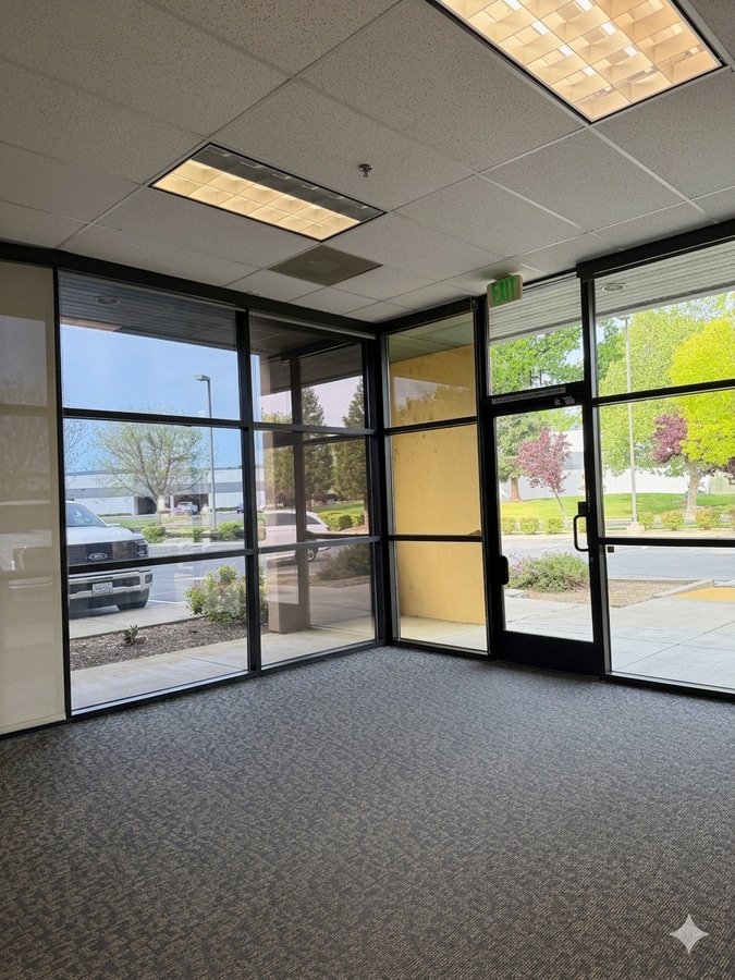 821 Eubanks Dr, Vacaville, CA 95688 - Unit H -  - Interior Photo - Image 1 of 5