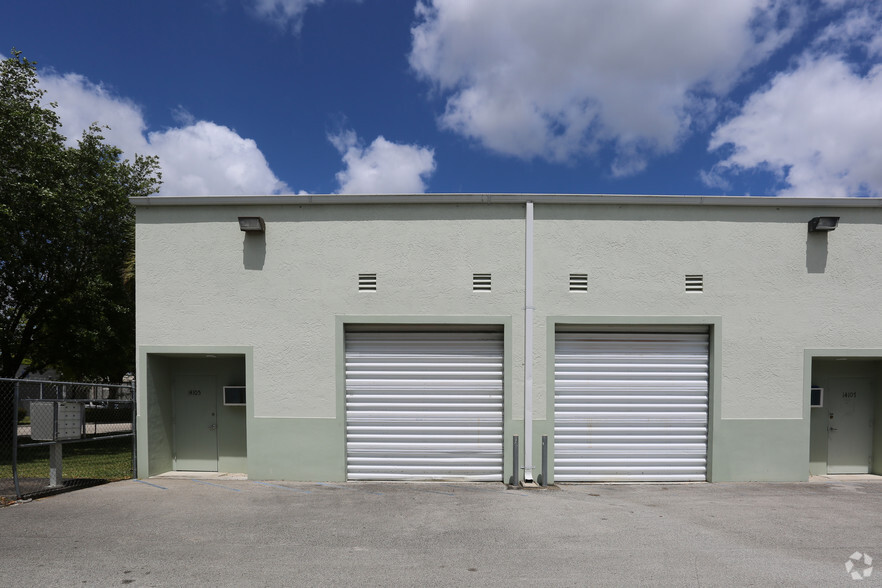 14105-14125 SW 139th Ct, Miami, FL for lease - Building Photo - Image 1 of 7