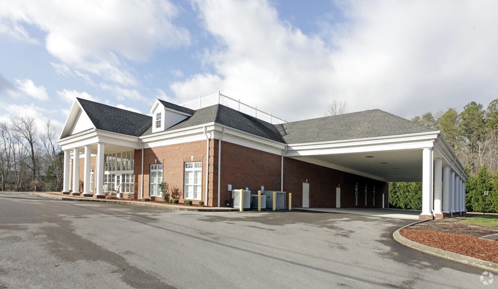 300 N Tennessee Ave, Etowah, TN à vendre - Photo du bâtiment - Image 3 de 33