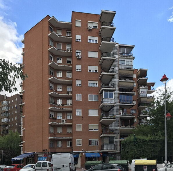 Calle Empecinado, 62, Móstoles, Madrid for sale - Primary Photo - Image 1 of 2