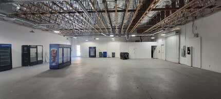 640 Grand Ave, San Marcos, CA à louer Photo du bâtiment- Image 2 de 5