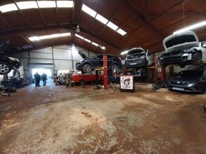 Knowles St, Bradford for lease Interior Photo- Image 2 of 4