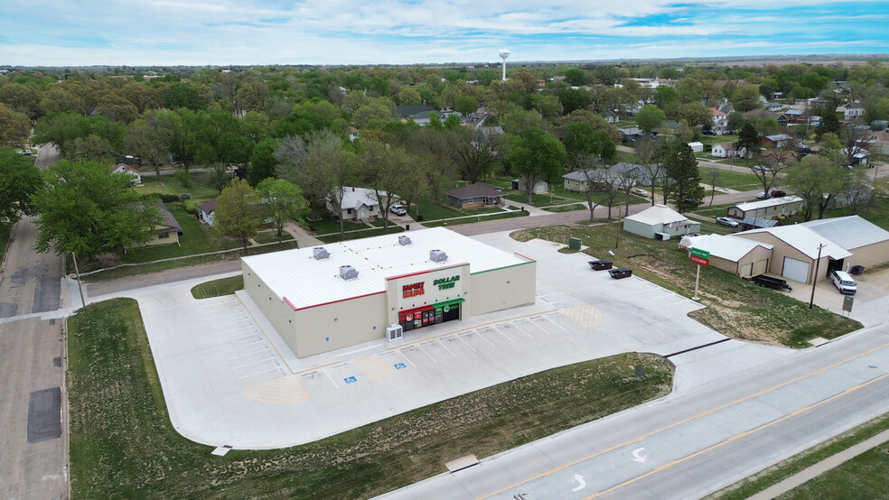 215 7th St., Washington, KS for lease - Primary Photo - Image 1 of 2