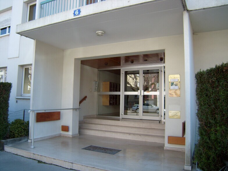 6 Rue Du Forum, Annecy à louer - Photo du bâtiment - Image 2 de 2