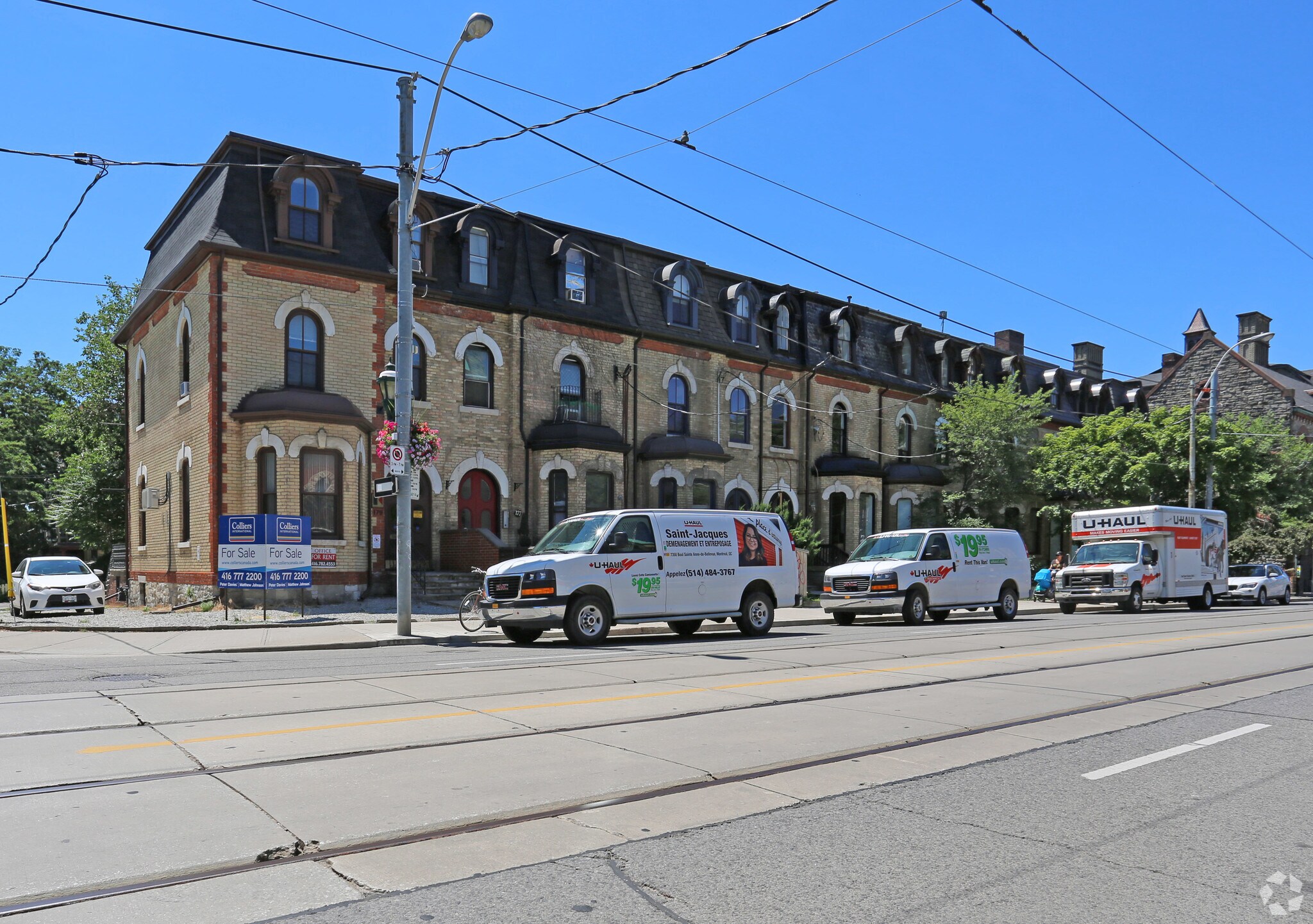 165-179 Carlton St, Toronto, ON à vendre Photo principale- Image 1 de 1