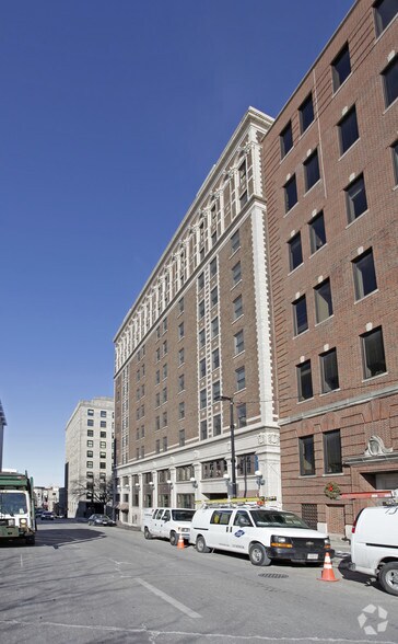 115-127 W Washington Ave, Madison, WI à louer - Photo du bâtiment - Image 3 de 3