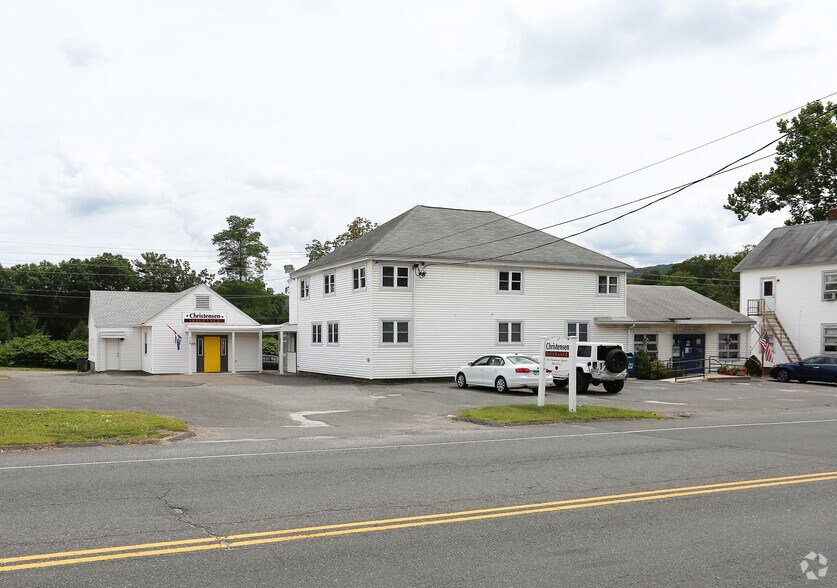 372 Hopmeadow St, Weatogue, CT à vendre - Photo du bâtiment - Image 2 de 4