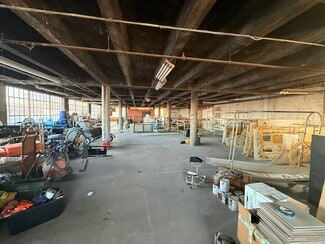 Plus de détails pour 1350 Woodswether Rd, Kansas City, MO - Bureau, Local d'activités à louer