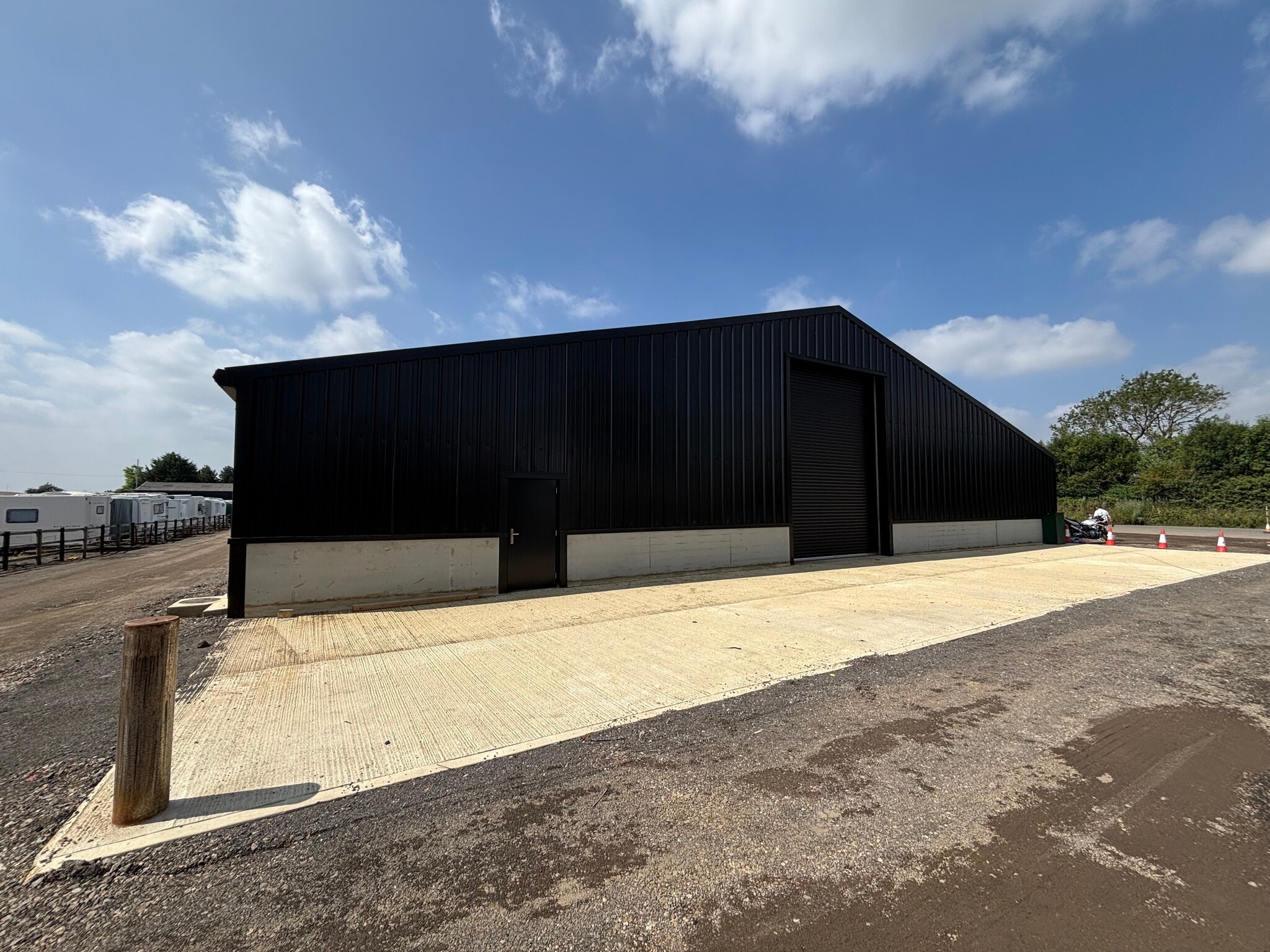 Crawley Rd, Bedford for lease Building Photo- Image 1 of 18