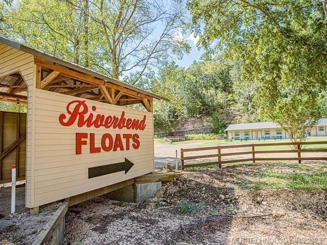 15693 N Highway 10, Tahlequah, OK for sale - Building Photo - Image 2 of 13