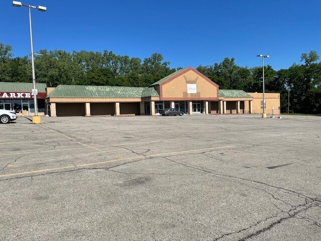 More details for 3414 S 22nd St, Saint Joseph, MO - Retail for Lease