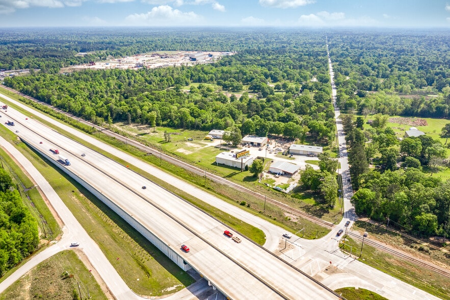 26597 E River Rd, Splendora, TX for sale - Aerial - Image 1 of 1