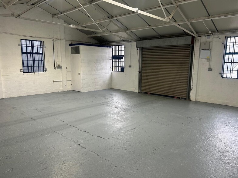 66 Wymeswold Rd, Burton On The Wolds for lease - Building Photo - Image 2 of 4