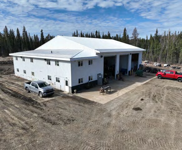 53227 Range Road 155A, Yellowhead County, AB à vendre - Photo du bâtiment - Image 3 de 11