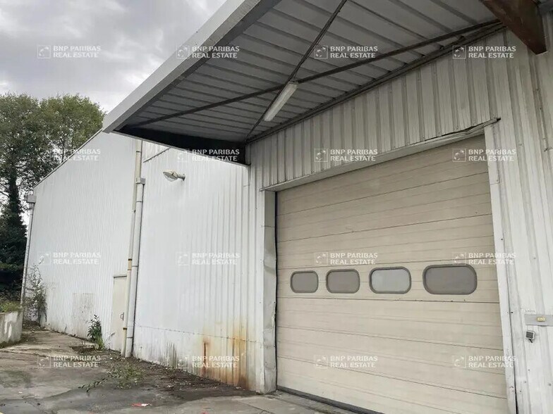 Local d'activités dans Orvault à vendre - Photo du bâtiment - Image 3 de 7
